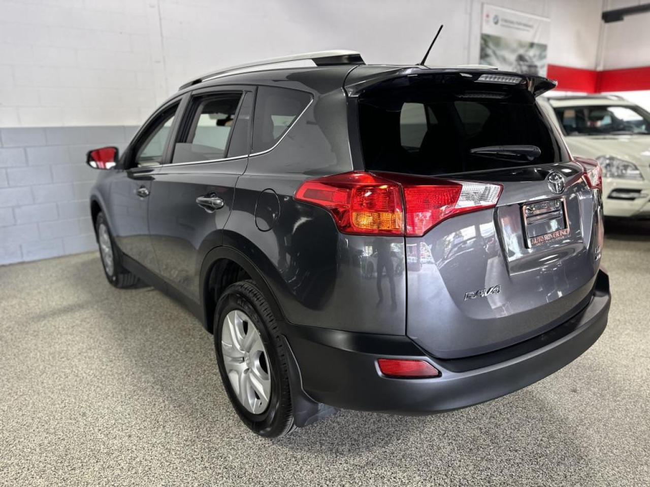 2015 Toyota RAV4 AWD LE/BLUETOOTH/BACKUP CAMERA/HEATED SEATS Photo4
