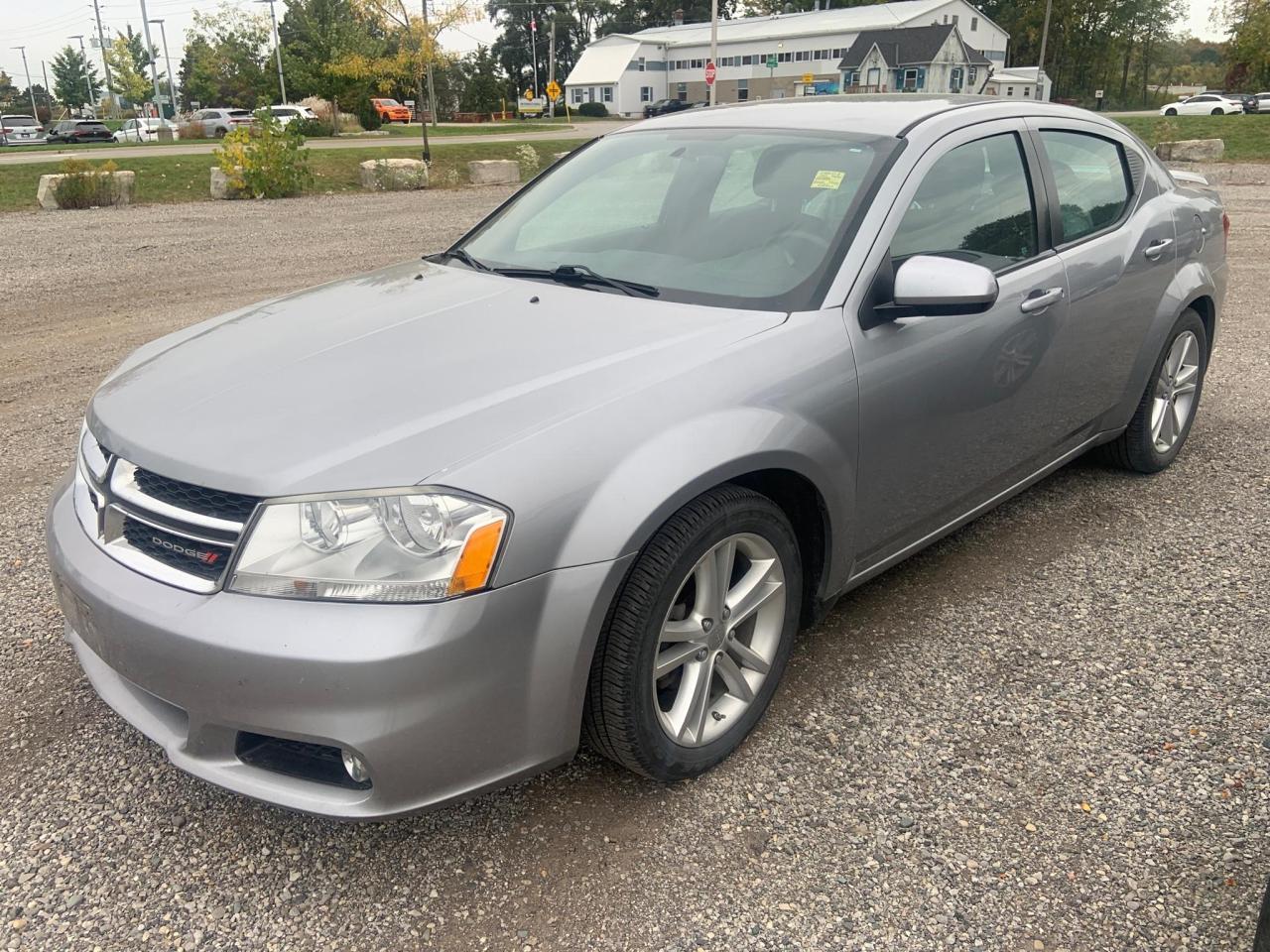 Used 2013 Dodge Avenger SXT for sale in London, ON