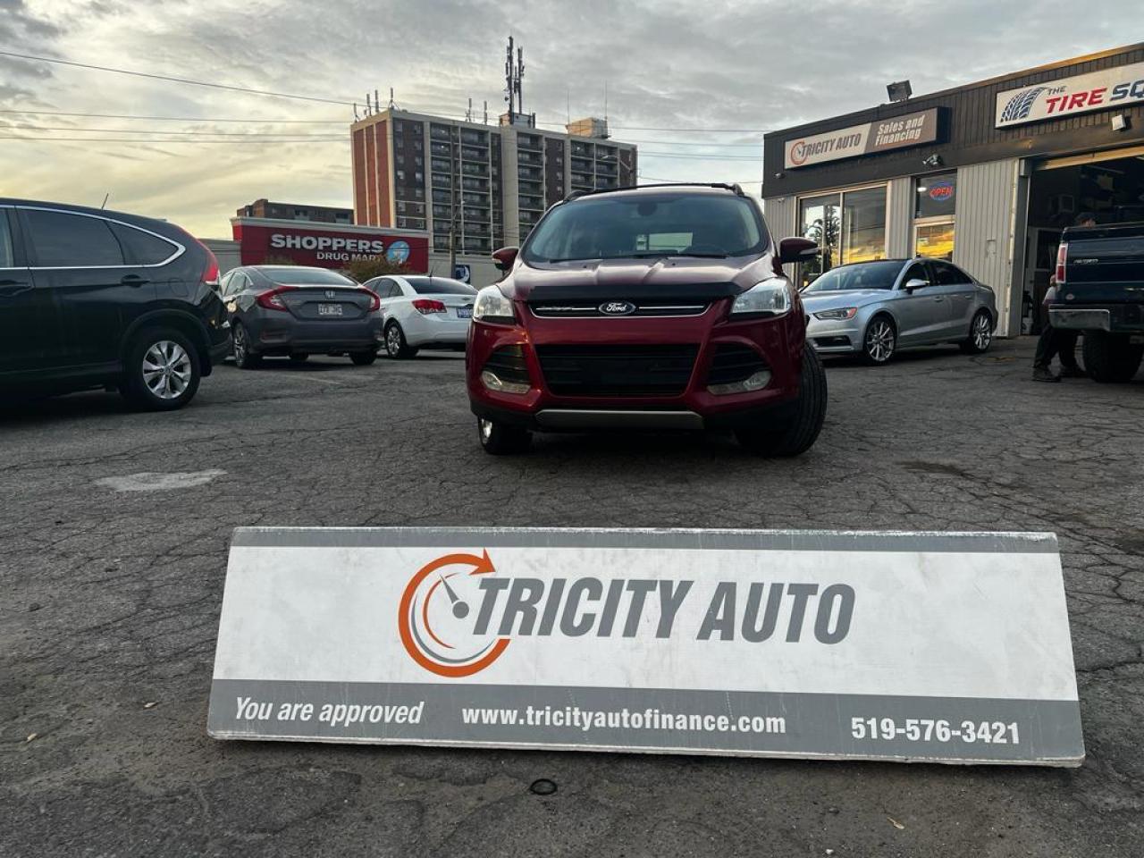 Used 2013 Ford Escape SEL 4WD for sale in Waterloo, ON