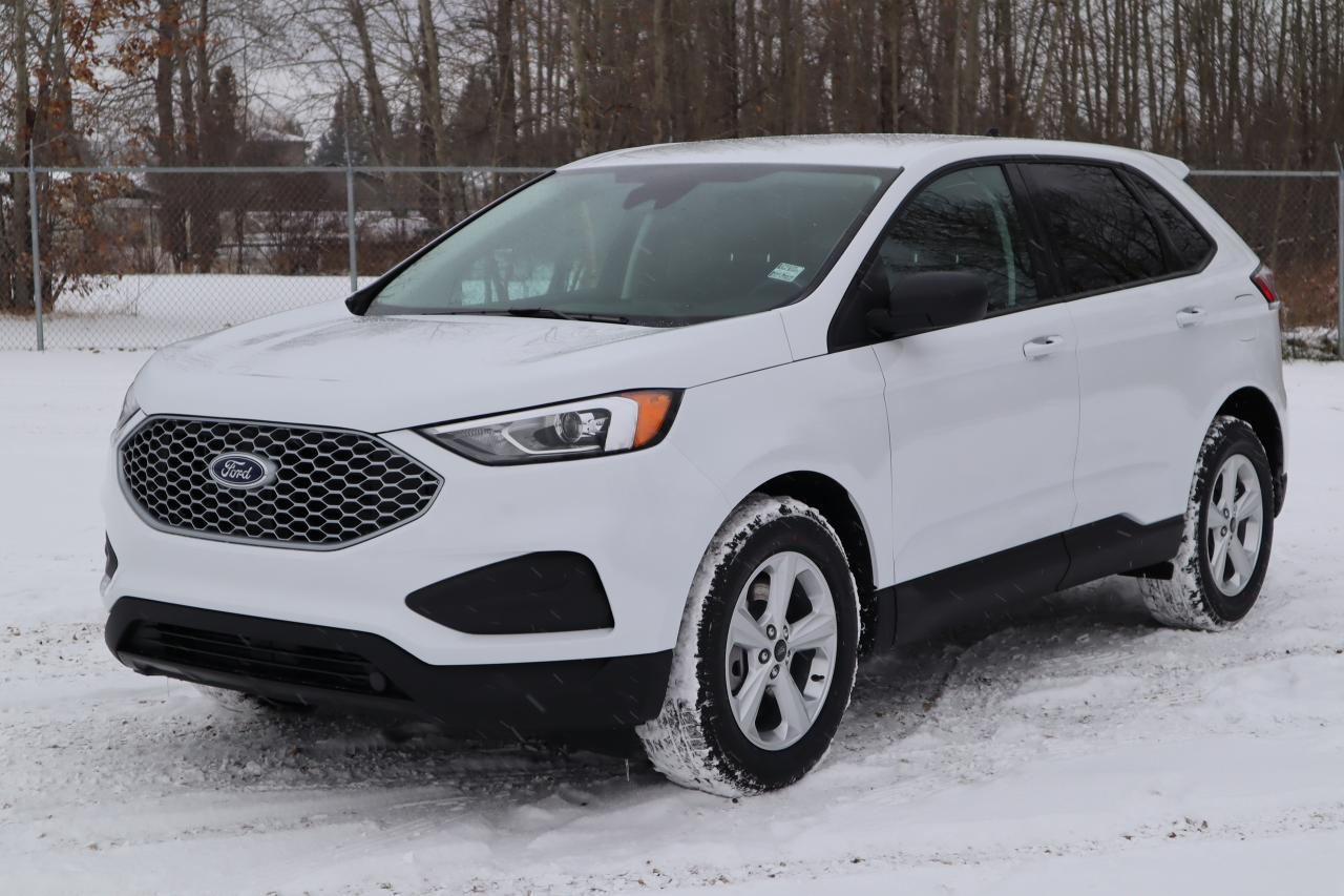 2024 Ford Edge SE Photo0