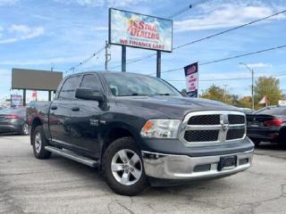 Used 2018 RAM 1500 4x4 Crew Cab 5'7 Box MINT!  WE FINANCE ALL CREDIT! for sale in London, ON