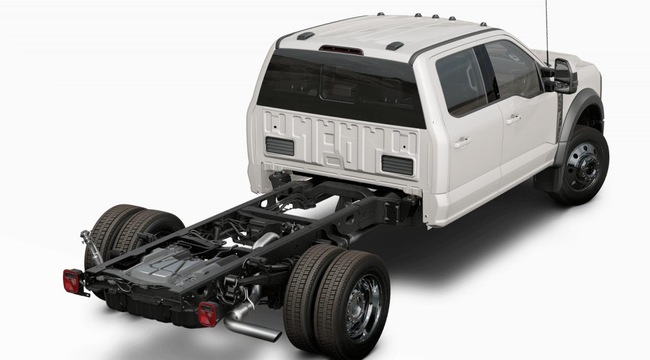 New 2024 Ford F-550 4X4 CHASSIS CAB DRW/ for sale in Salmon Arm, BC