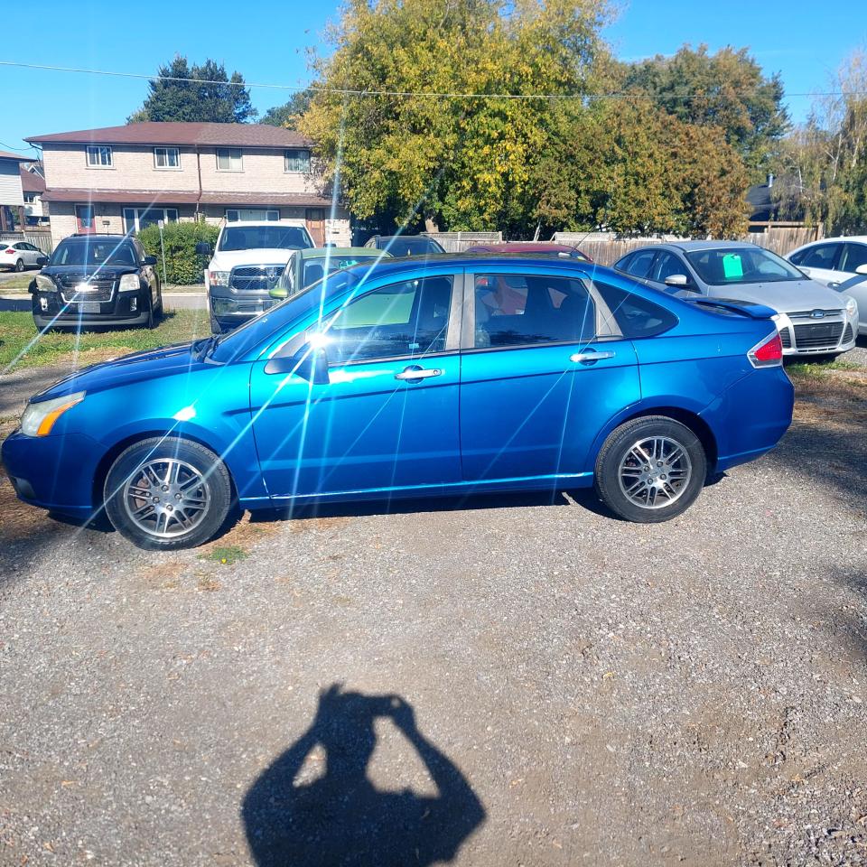 Used 2011 Ford Focus 4DR SDN SE for sale in Oshawa, ON