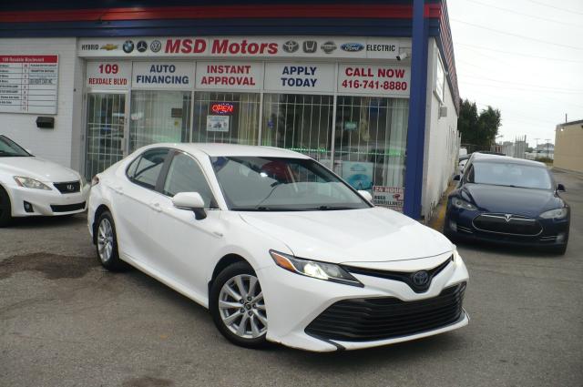 2020 Toyota Camry HYBRID LE Auto