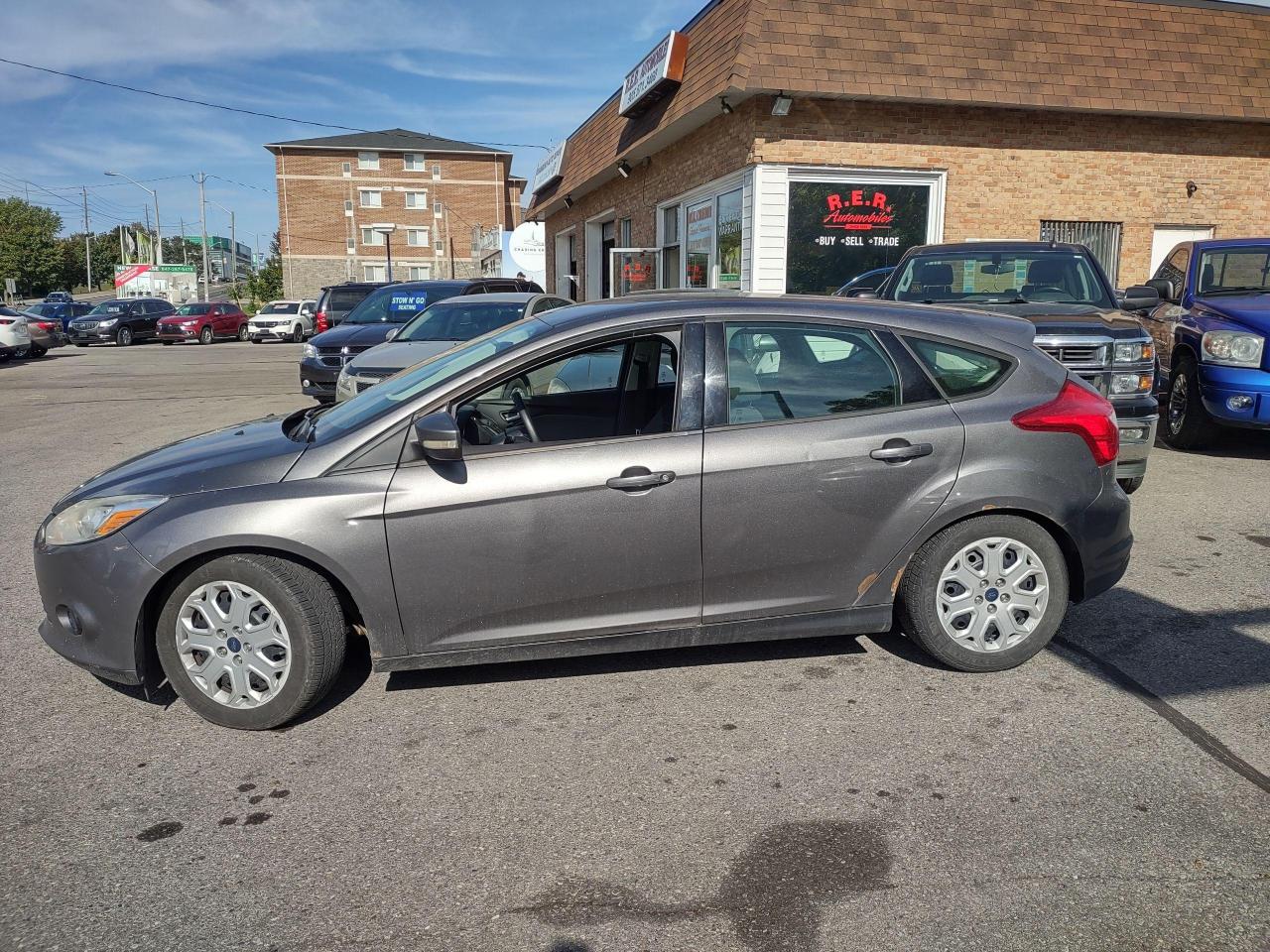Used 2014 Ford Focus 5DR HB SE for sale in Oshawa, ON
