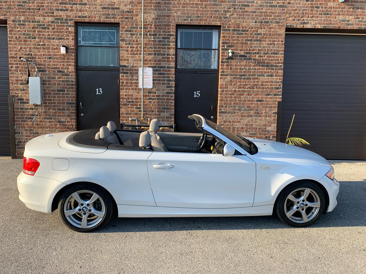 2012 BMW 1 Series 2dr Cabriolet 128i-CONVERTIBLE - Photo #1