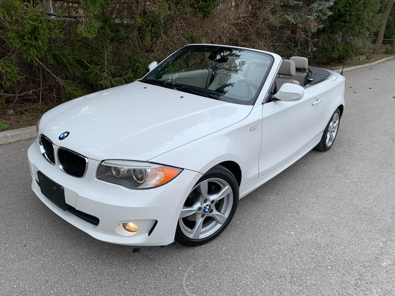2012 BMW 1 Series 2dr Cabriolet 128i-CONVERTIBLE -1  LOCAL OWNER!! - Photo #3