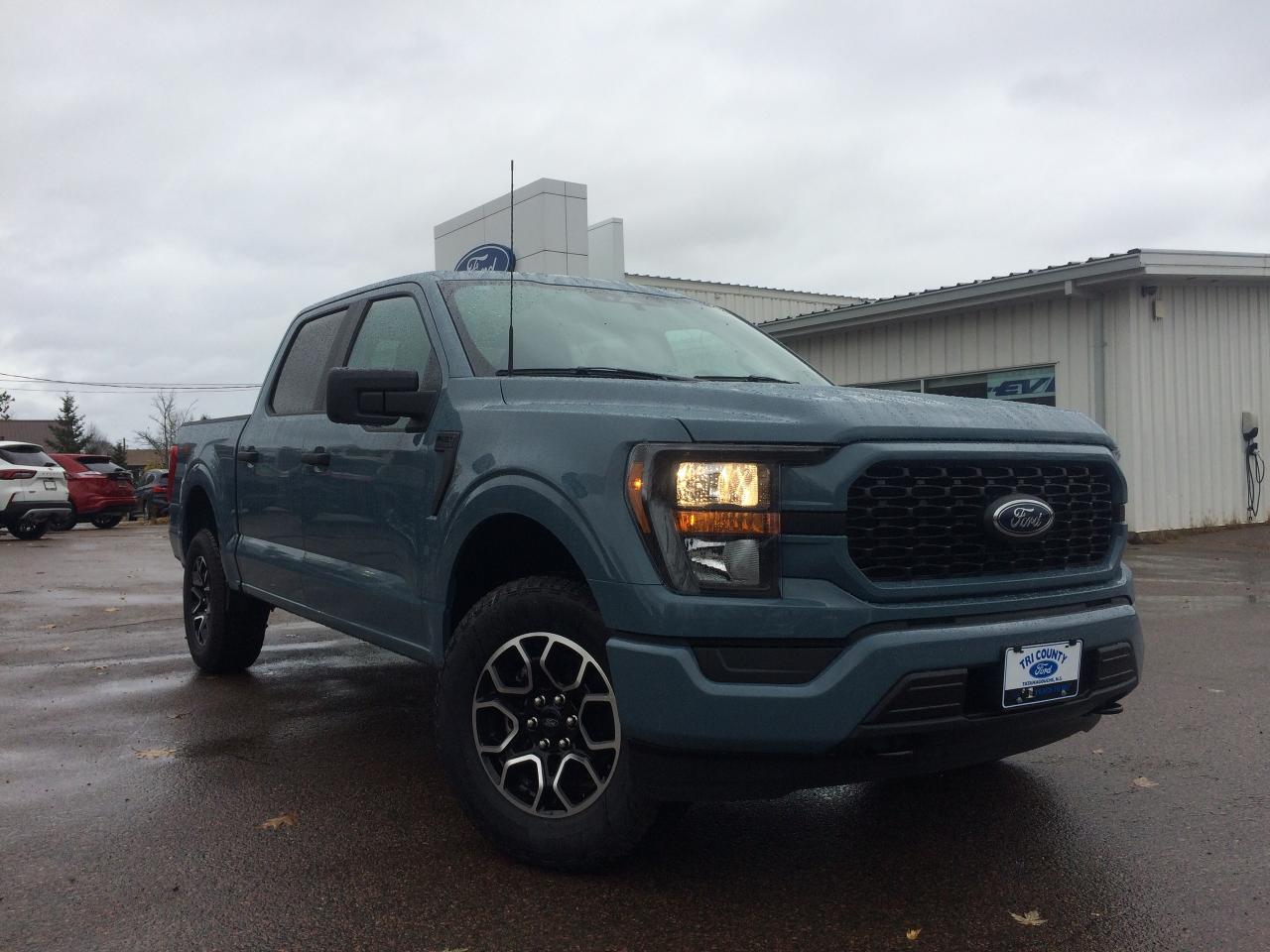 2023 Ford F-150 XL Photo0