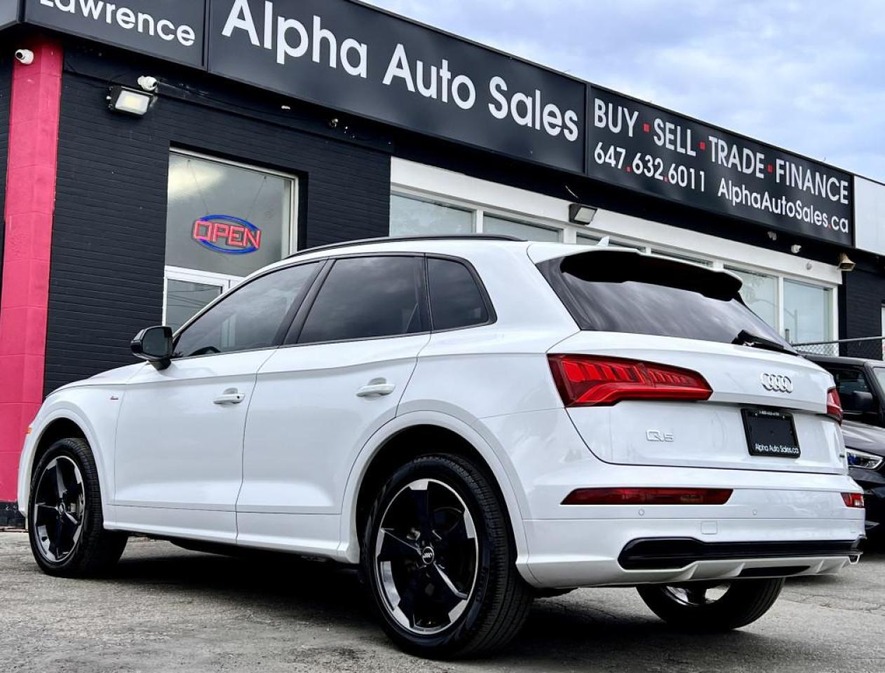 2019 Audi Q5 S-Line Technik 45 TFSI Quattro |ADV DRVNG ASSNT|BLACK PCKG| Photo2