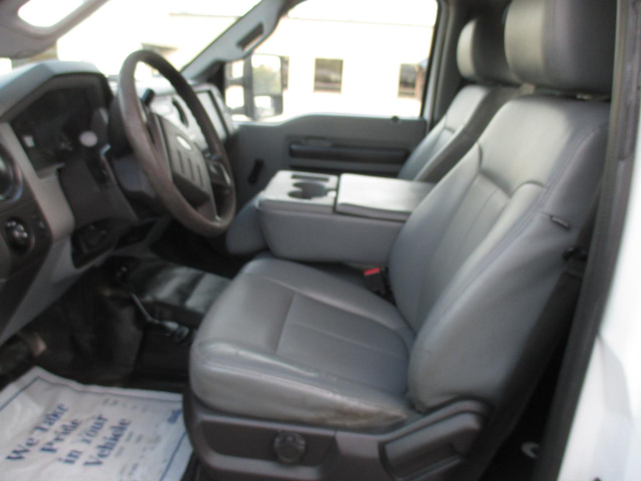 2016 Ford F-550 XL,FLAT BED.REGULAR CAB 4X4 - Photo #10
