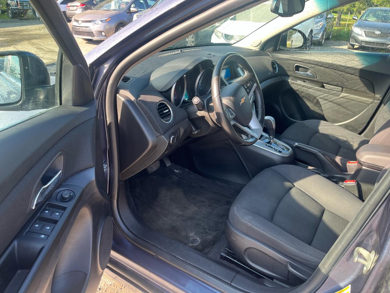 2014 Chevrolet Cruze 1LT Photo4