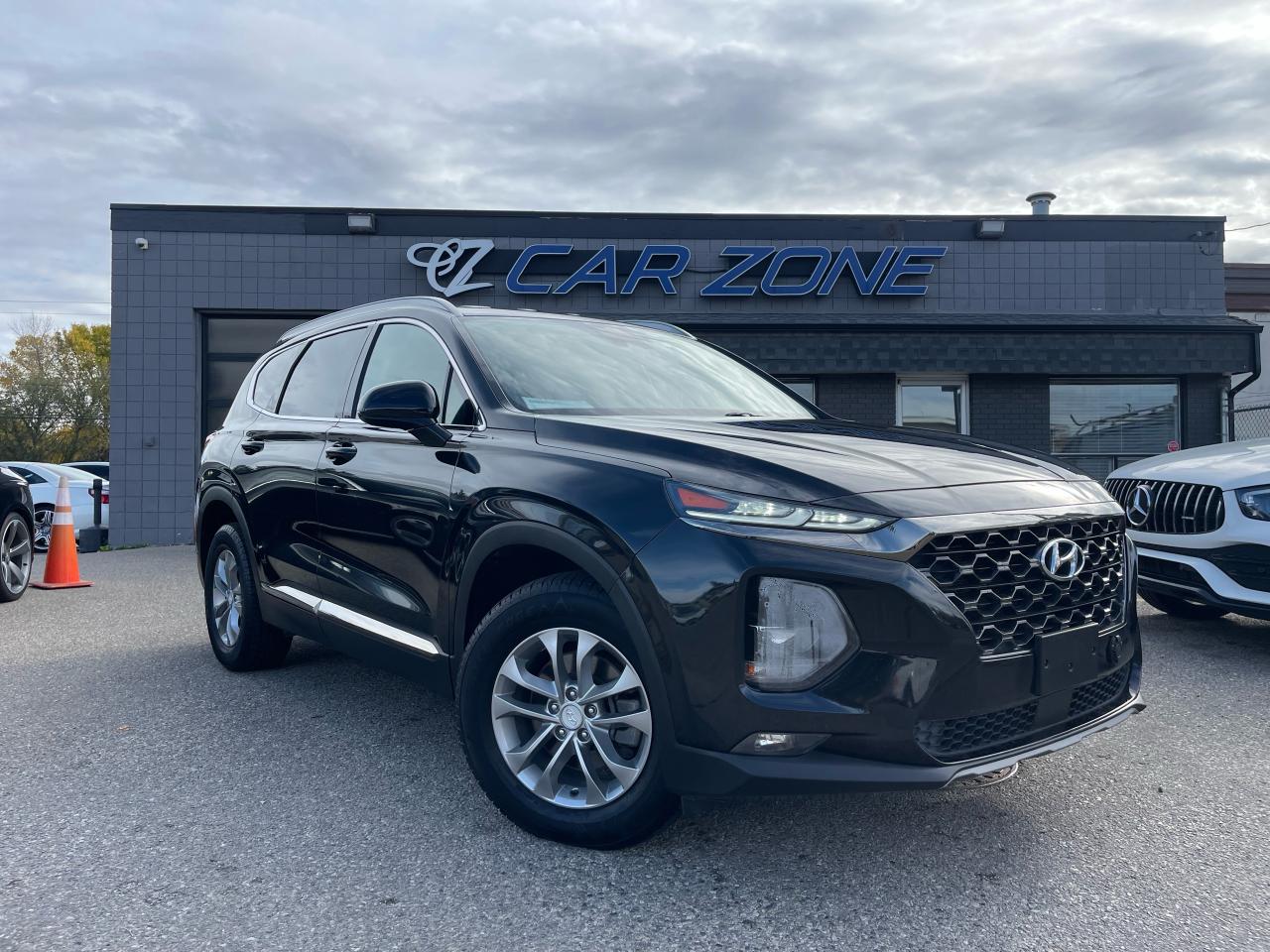 Used 2019 Hyundai Santa Fe 2.4L Essential AWD w/Safety Pkg/Dk Chrome Accent for sale in Calgary, AB