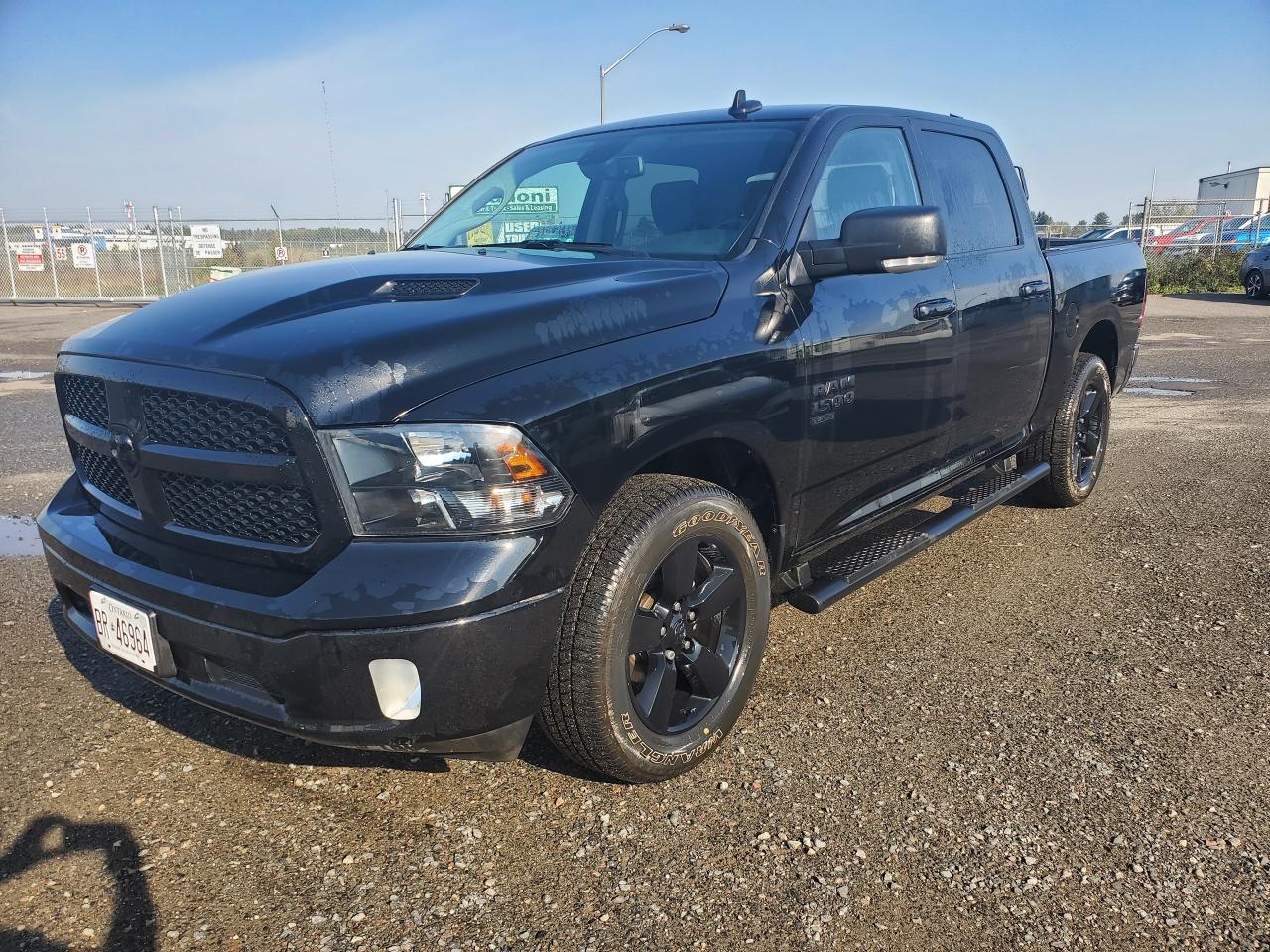 Used 2022 RAM 1500 Classic 4x4 Crew Cab 5'7