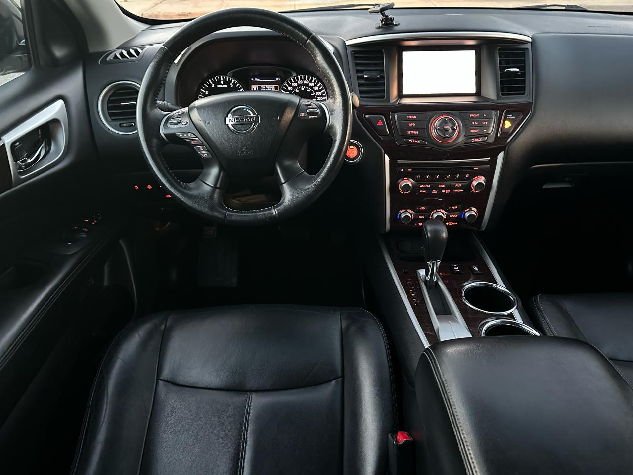 2014 Nissan Pathfinder 7 Seats - Safety Certified - Photo #9