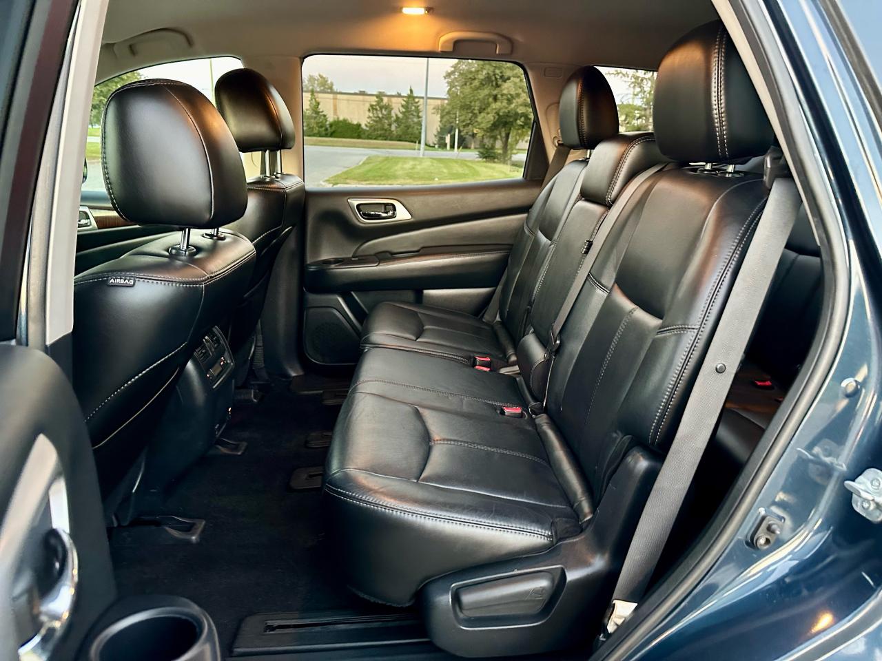2014 Nissan Pathfinder 7 Seats - Safety Certified - Photo #11