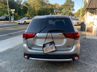 2018 Mitsubishi Outlander SE AWC 7 PASSENGER WITH SUNROOF - Photo #6