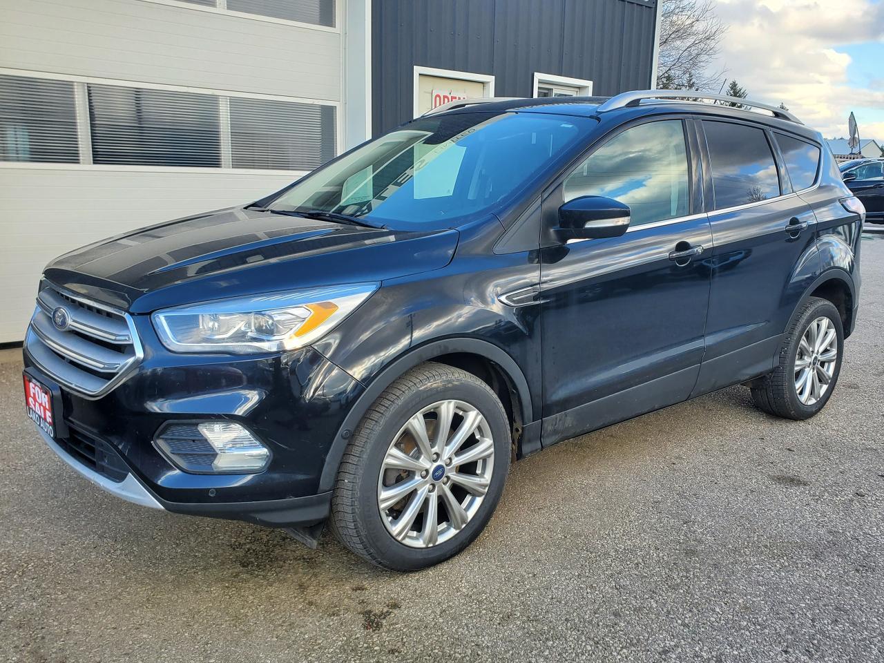 2018 Ford Escape TITANIUM 4WD ** NEW TIRES ** CERTIFIED ** - Photo #1