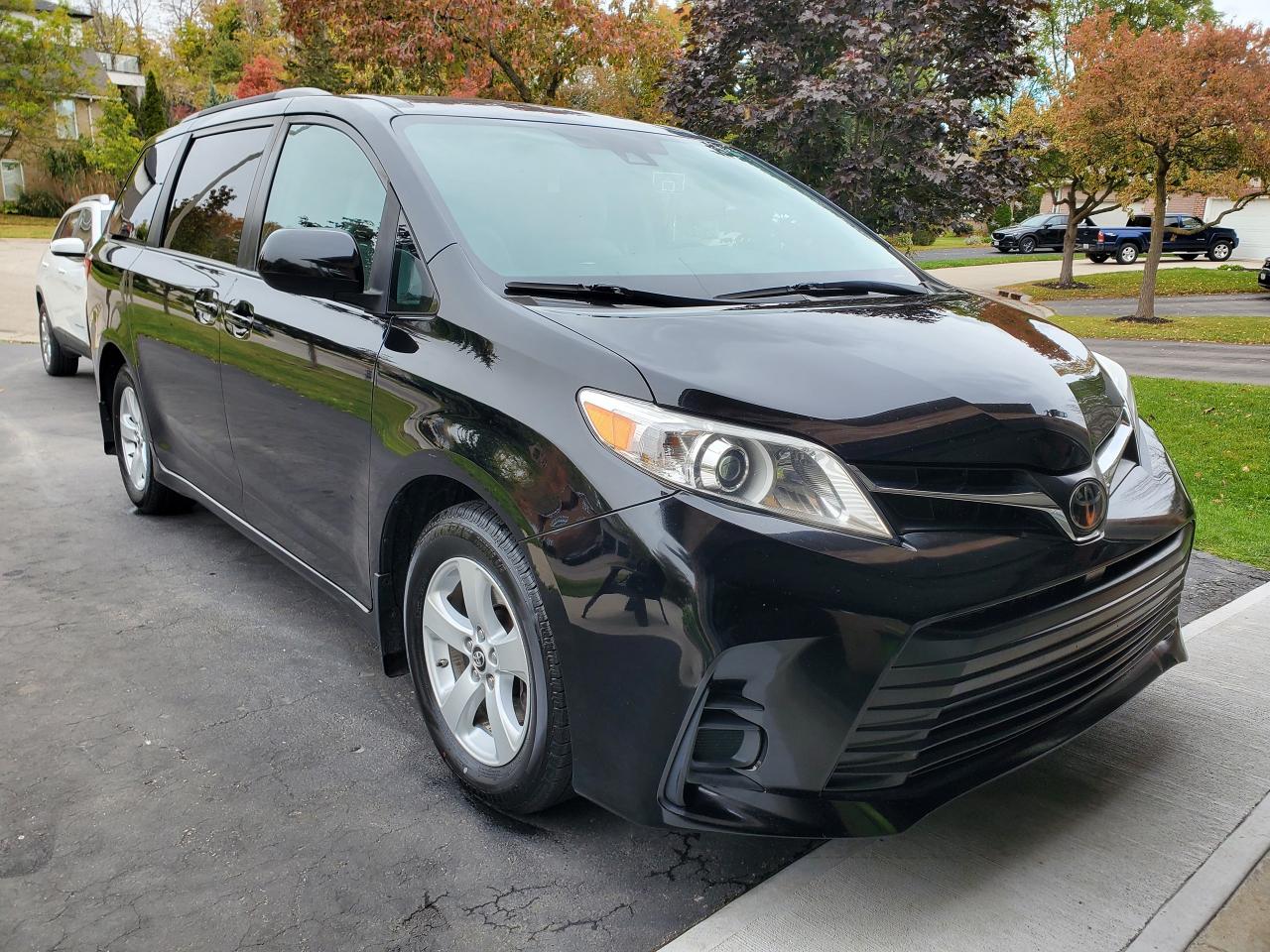 2020 Toyota Sienna LE - 8 Passenger