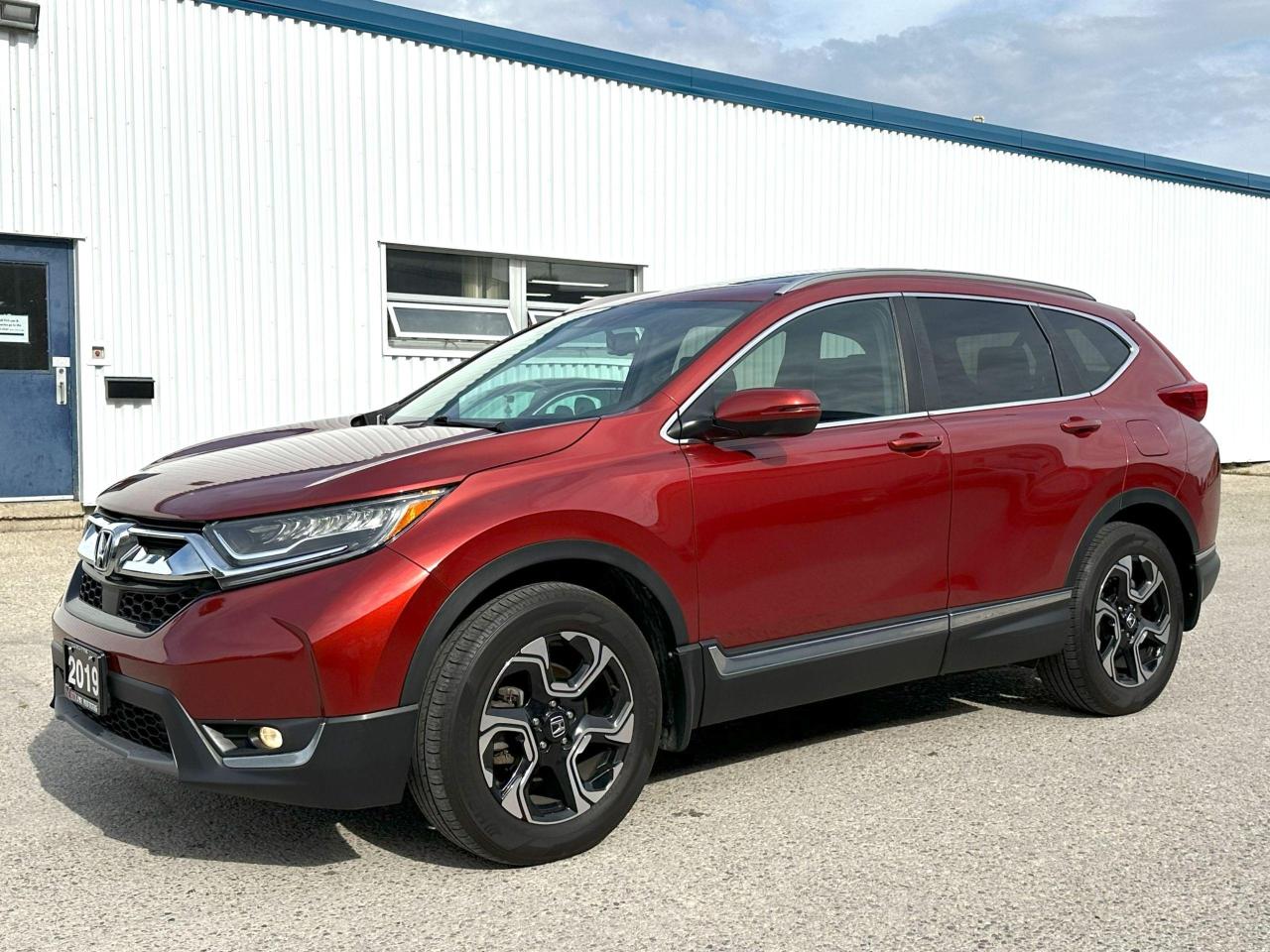 Used 2019 Honda CR-V Touring Navigation Camera HondaSense Pano Roof for sale in Kitchener, ON