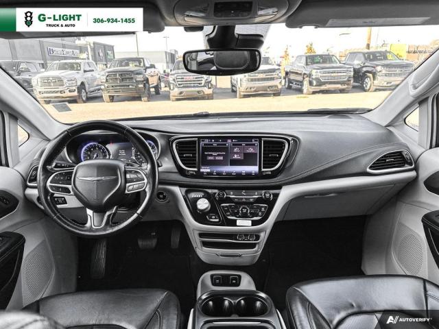 2021 Chrysler Pacifica Touring-L Photo24