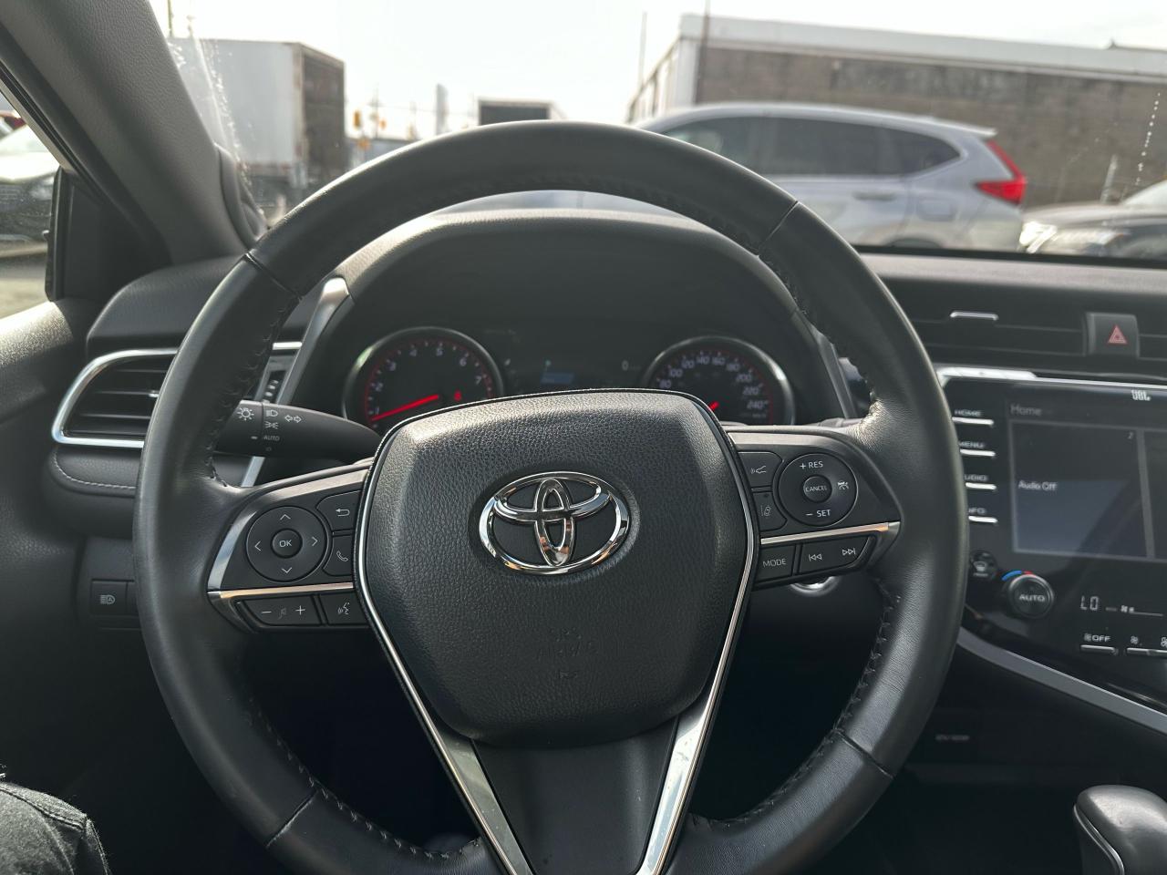 2018 Toyota Camry XSE - Photo #13