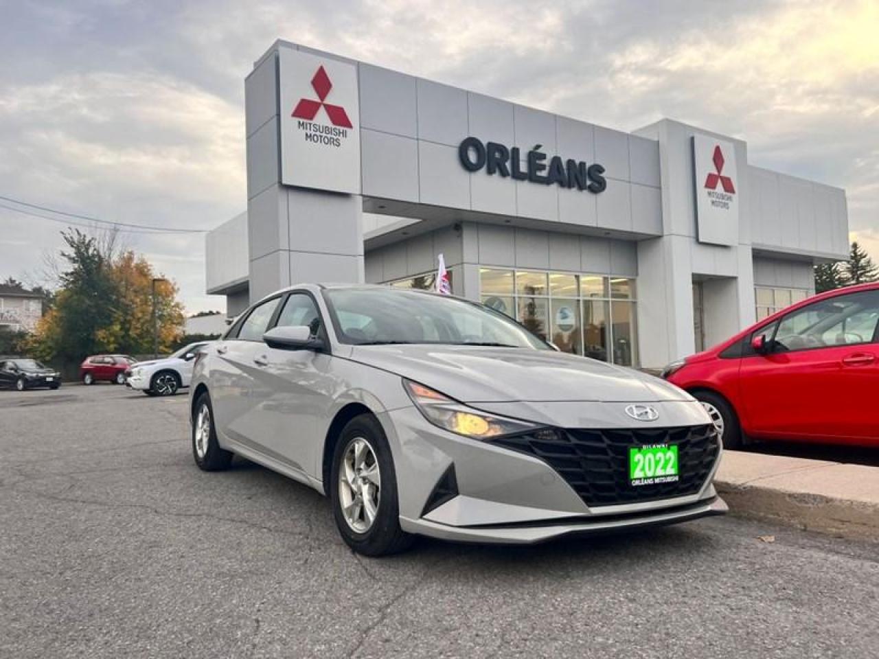 Used 2022 Hyundai Elantra Essential Manual for sale in Orléans, ON