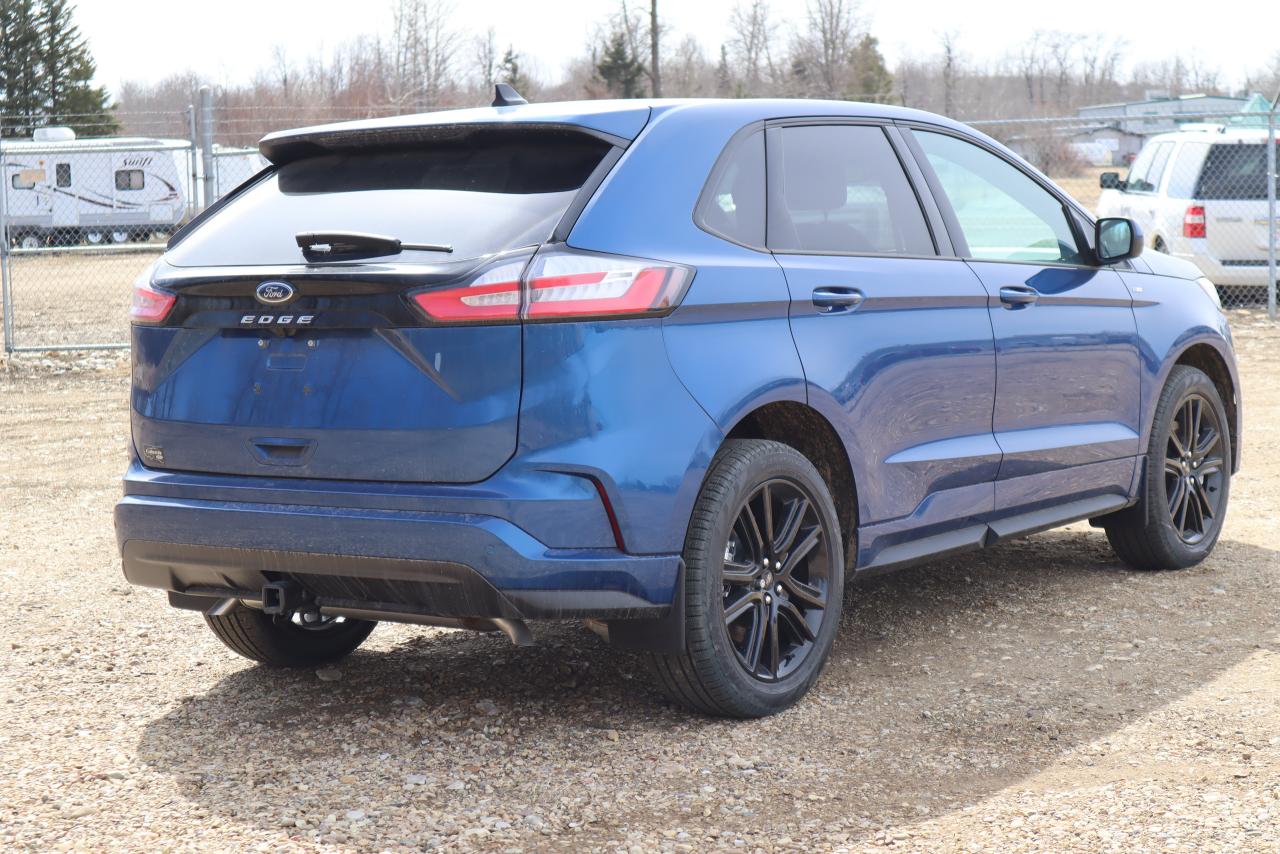 2024 Ford Edge ST Line Photo5