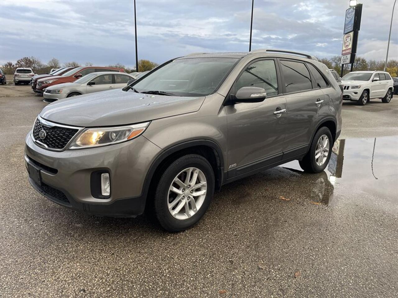 The 2014 Kia Sorento LX is a mid-size SUV that offers a comfortable and spacious ride. This vehicle is in excellent overall condition and is perfect for those who are looking for a reliable and practical SUV. This model comes with a range of factory default features that are sure to impress.



The exterior of the 2014 Kia Sorento LX features 17-inch alloy wheels, a rear spoiler, and a chrome grille. The interior of the vehicle is spacious and comfortable, with seating for up to five passengers. The front seats are adjustable and feature a six-way manually adjustable drivers seat. The rear seats can be folded down to create additional cargo space.



The 2014 Kia Sorento LX comes equipped with a range of features to keep you connected and entertained on the road. These include an AM/FM/CD/MP3 audio system with SiriusXM satellite radio, Bluetooth connectivity, and USB and auxiliary input jacks. The vehicle also comes with steering wheel-mounted audio and cruise controls, making it easy to keep your hands on the wheel.



Other notable features of the 2014 Kia Sorento LX include air conditioning, power windows and door locks, and keyless entry. The vehicle also comes equipped with a range of safety features, including six airbags, electronic stability control, and hill start assist control.



Overall, the 2014 Kia Sorento LX is a practical and reliable SUV that offers a range of factory default features to keep you comfortable, connected, and safe on the road.



Car Land Best Used Kia Sorento - carland.ca