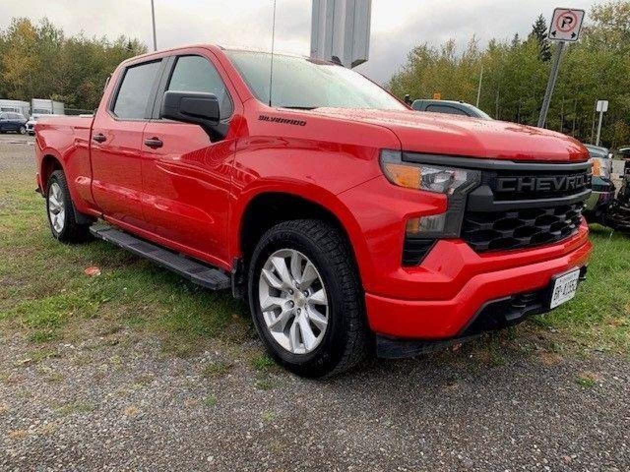 2022 Chevrolet Silverado 1500 4WD Crew Cab 157" Custom - Photo #1
