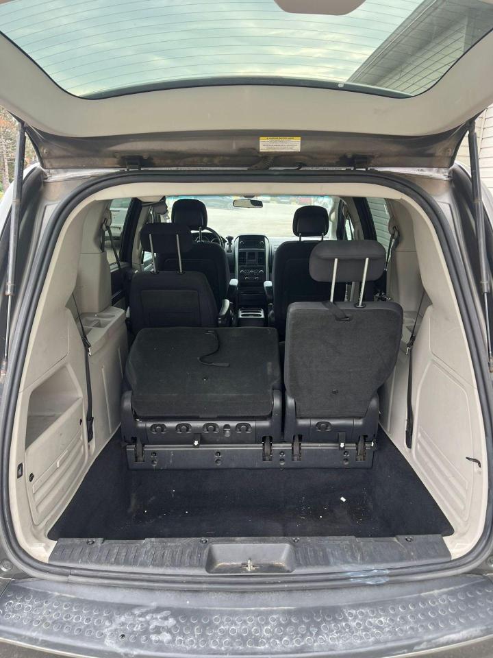 2010 Dodge Grand Caravan SE (Certified) - Photo #5