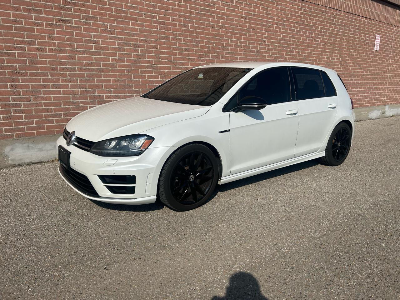 2017 Volkswagen Golf R 