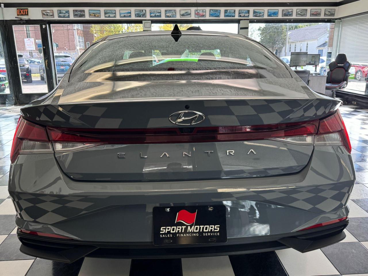 2022 Hyundai Elantra Preferred+Lane Keep+Remote Start+CLEAN CARFAX - Photo #3