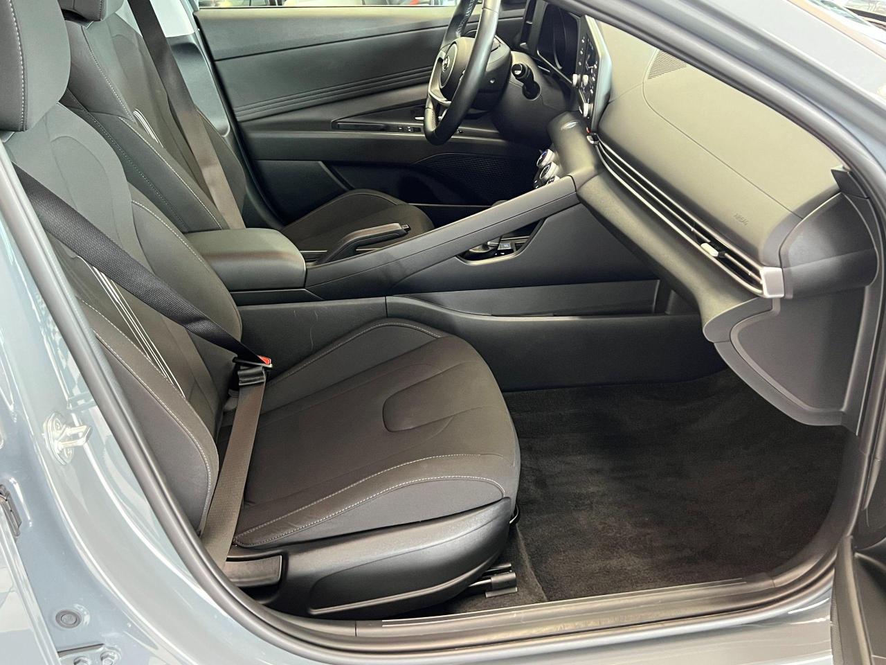 2022 Hyundai Elantra Preferred+Lane Keep+Remote Start+CLEAN CARFAX - Photo #20