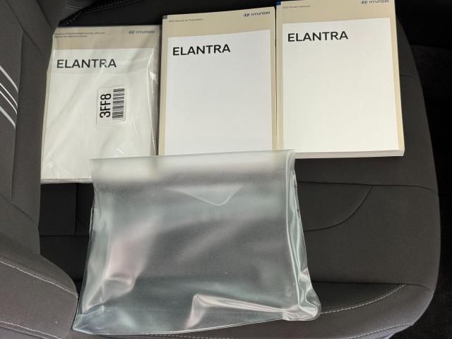 2022 Hyundai Elantra Preferred+Lane Keep+Remote Start+CLEAN CARFAX Photo24