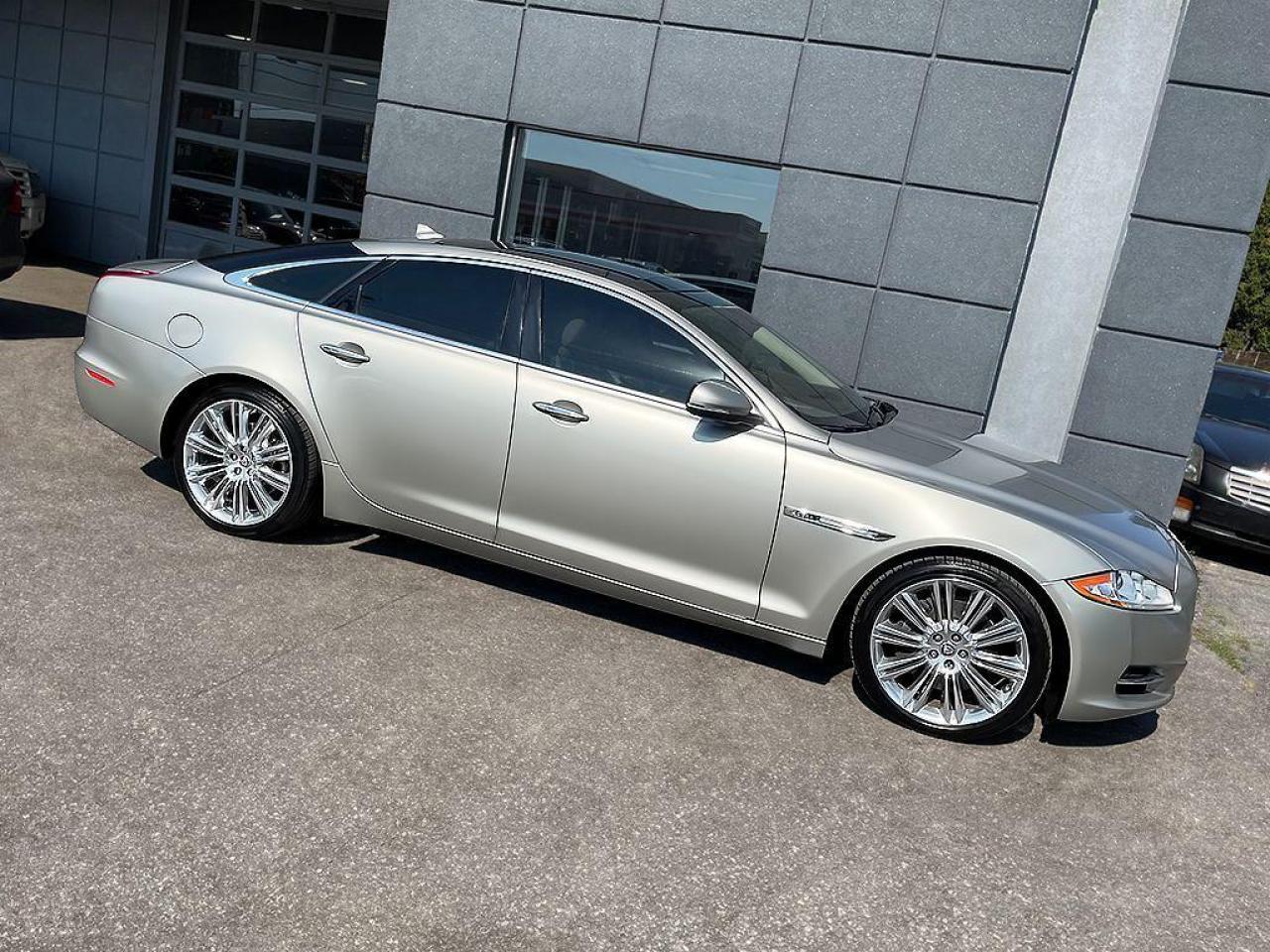2013 Jaguar XJ AWD|NAVI|REARCAM|PANOROOF|MERIDIAN - Photo #1