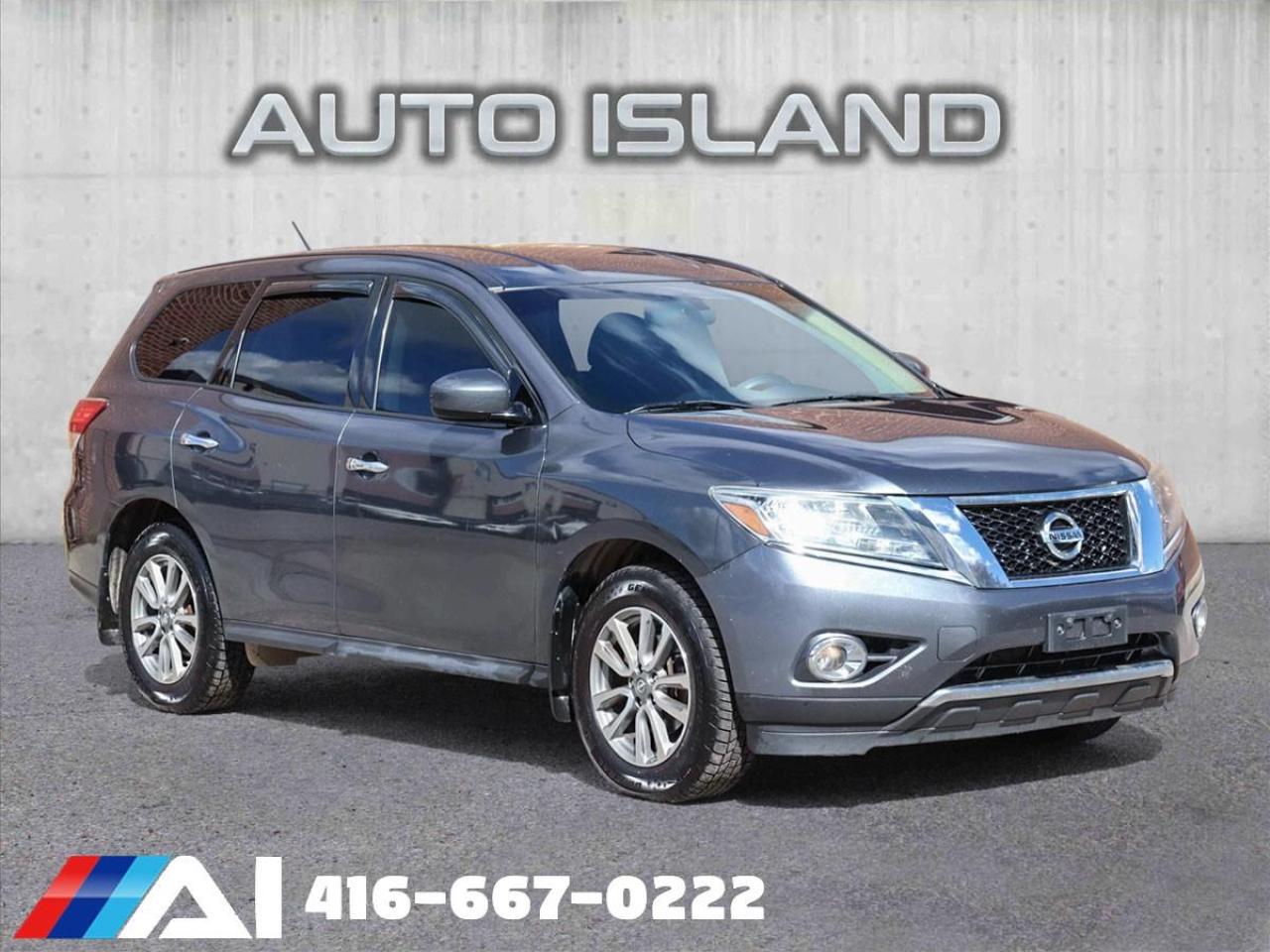 Used 2014 Nissan Pathfinder SL, 7 Passengers, Alloy, FWD for sale in North York, ON
