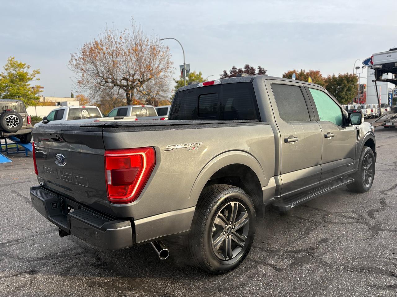 2022 Ford F-150 XLT Photo4