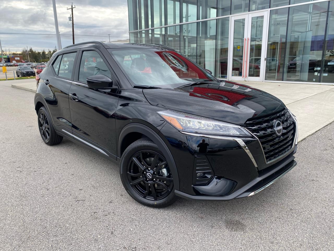 2023 Nissan Kicks SR PREMIUM