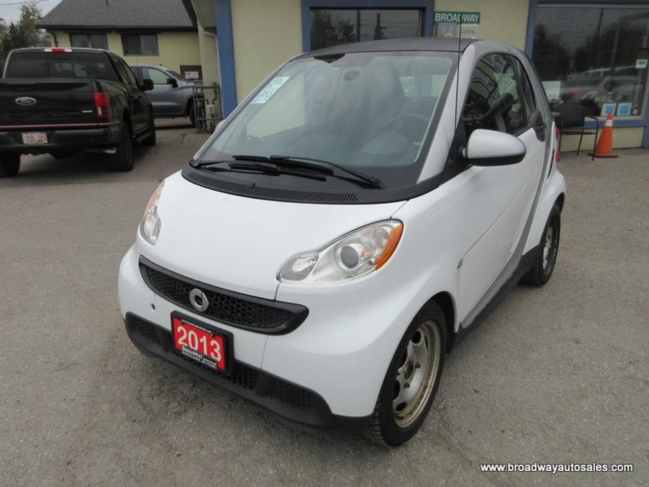 2013 Smart fortwo FUEL EFFICIENT PURE-EDITION 2 PASSENGER 1.0L - DOHC.. LEATHER.. JVC STEREO.. BACK-UP CAMERA.. BLUETOOTH.. KEYLESS ENTRY.. Photo0