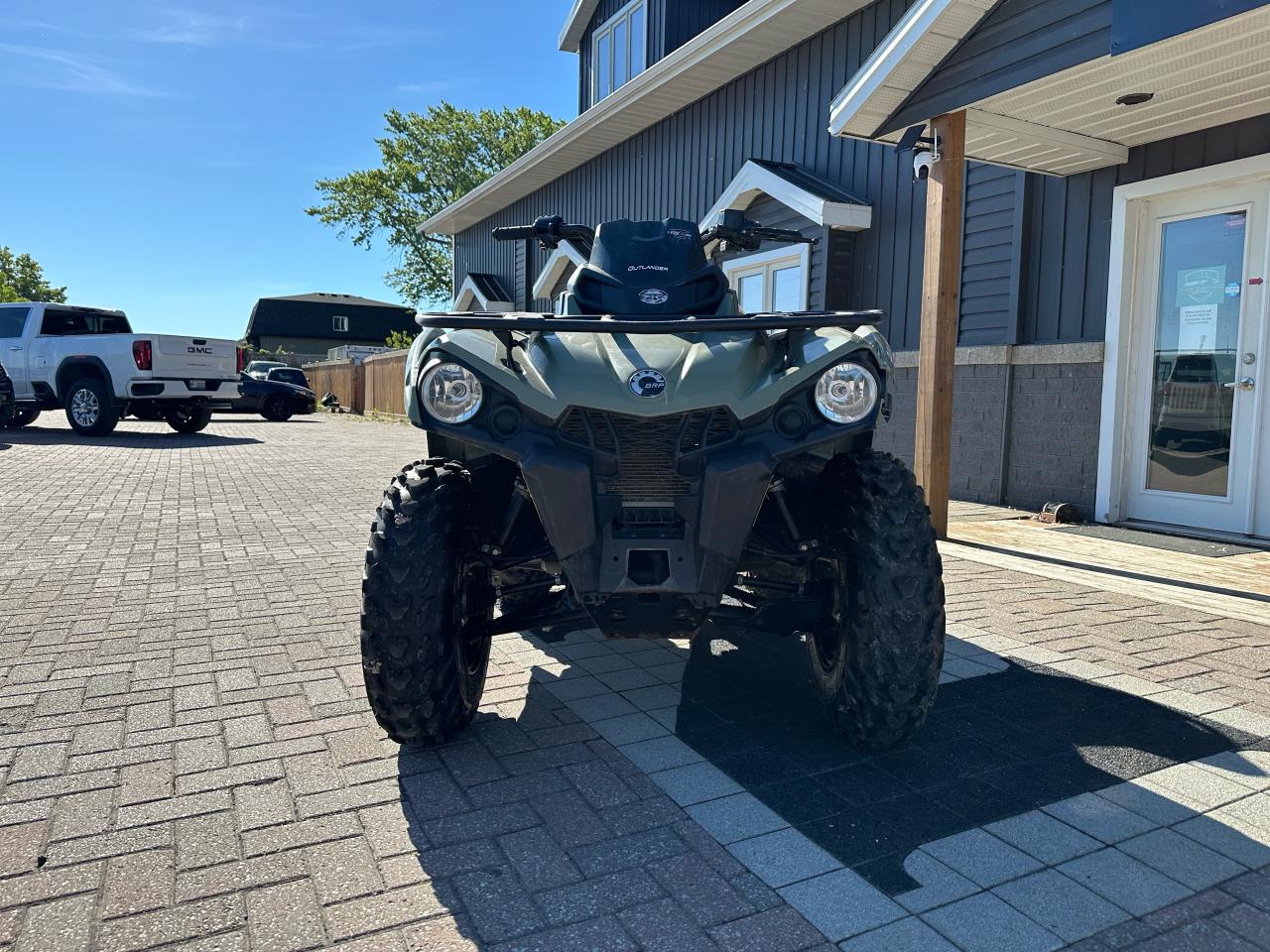 2020 Can-Am Outlander 570 XT DPS  - Photo #3