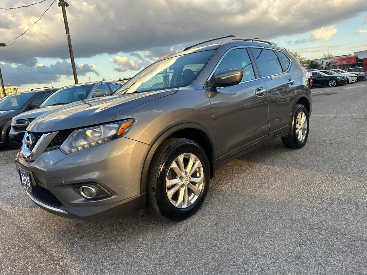 2015 Nissan Rogue SV AWD CERTIFIED WITH 3 YEARS WARRANTY INC. - Photo #13