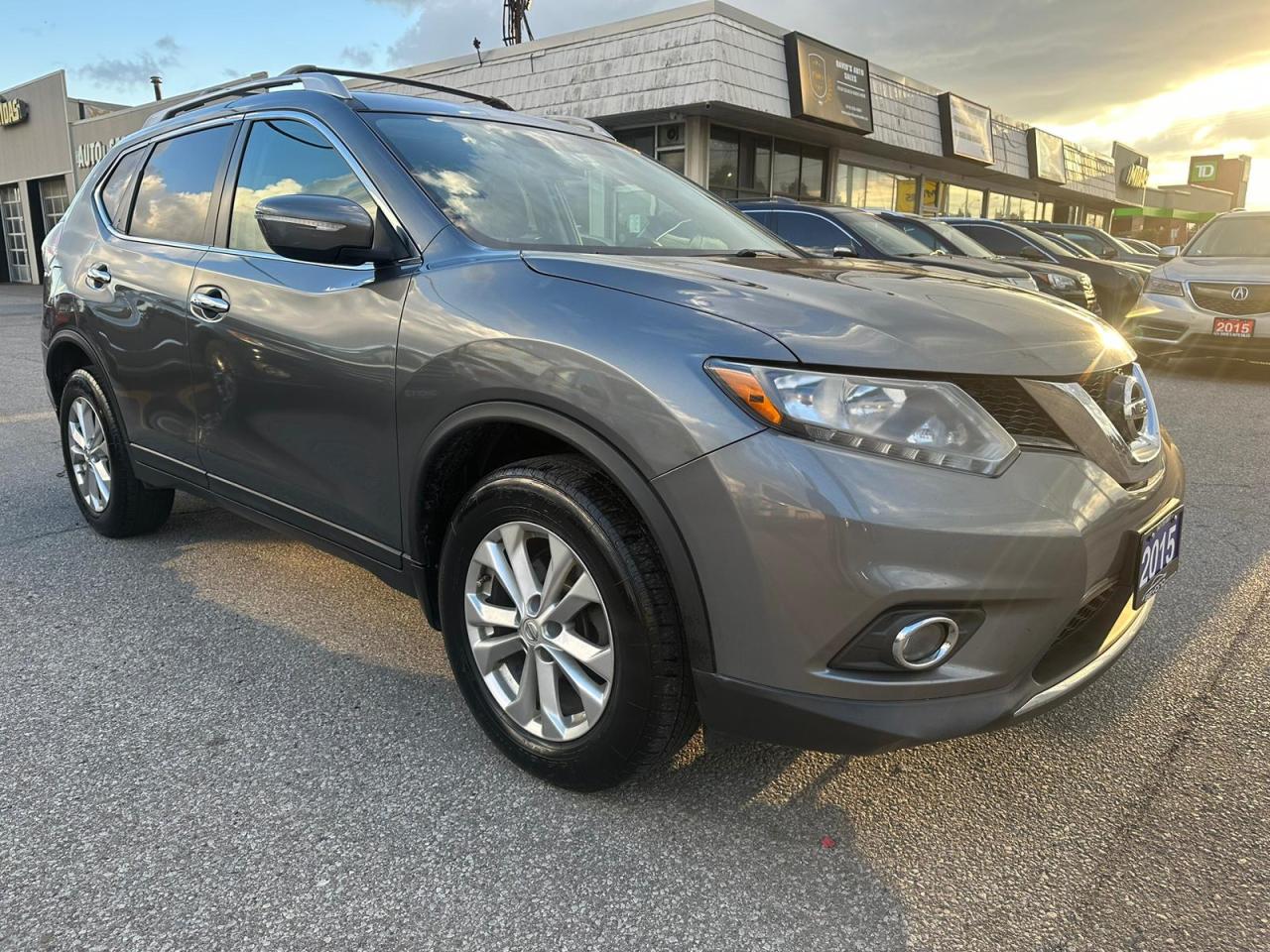 2015 Nissan Rogue SV AWD CERTIFIED WITH 3 YEARS WARRANTY INC. - Photo #15