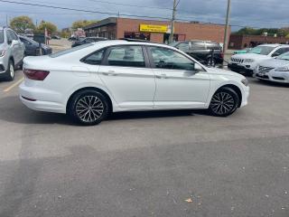 2019 Volkswagen Jetta HIGHLINE MANUAL NO ACCIDENT LEATHER LOADED 4DR - Photo #8