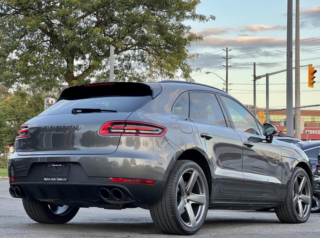 2016 Porsche Macan S AWD |PASM|SPORT CHRONO|PREMIUM PLUS|CARBON| Photo4