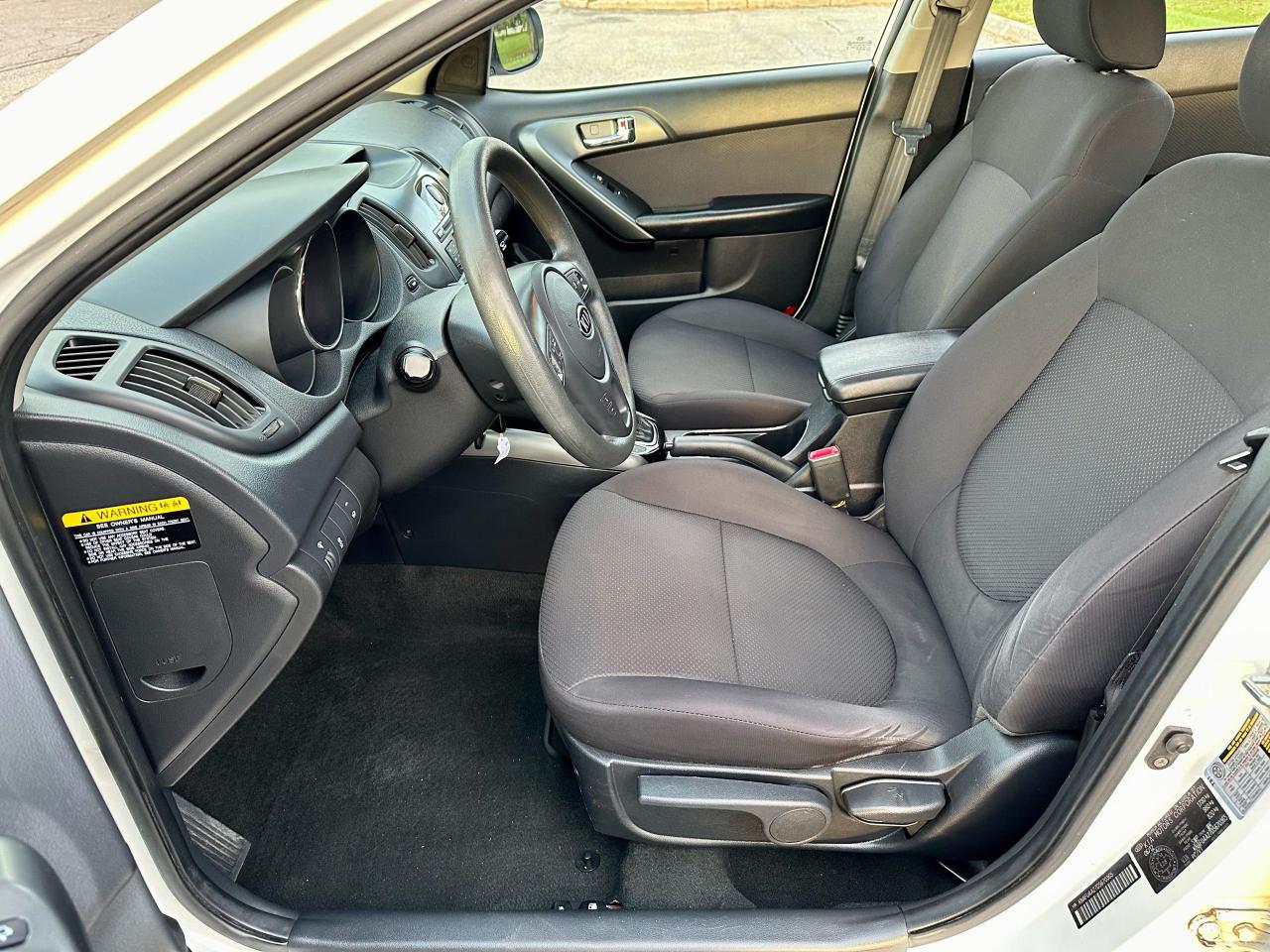 2013 Kia Forte EX / Sunroof (Safety Certified ) - Photo #7