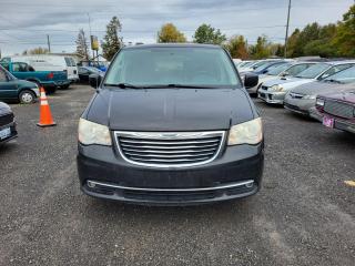 Used 2013 Chrysler Town & Country TOURING for sale in Stittsville, ON