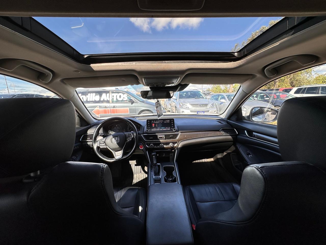 2018 Honda Accord Touring, Navigation, Leather, Sunroof, Certified - Photo #19