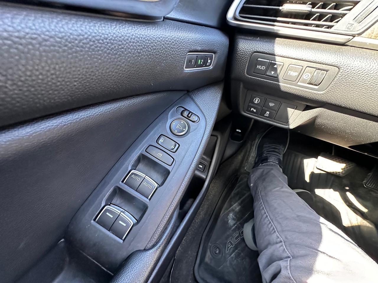 2018 Honda Accord Touring, Navigation, Leather, Sunroof, Certified - Photo #21
