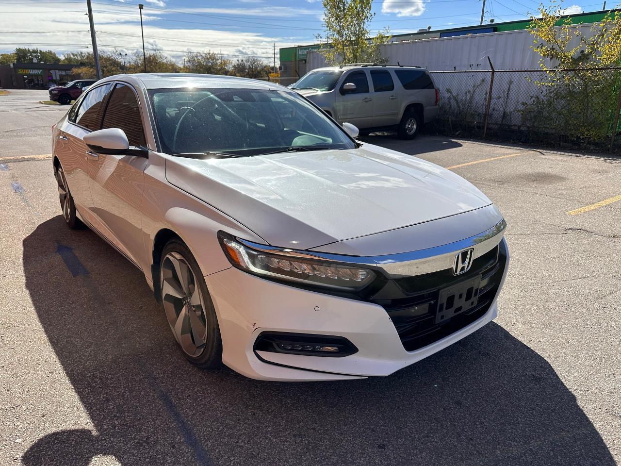 2018 Honda Accord Touring, Navigation, Leather, Sunroof, Certified Photo