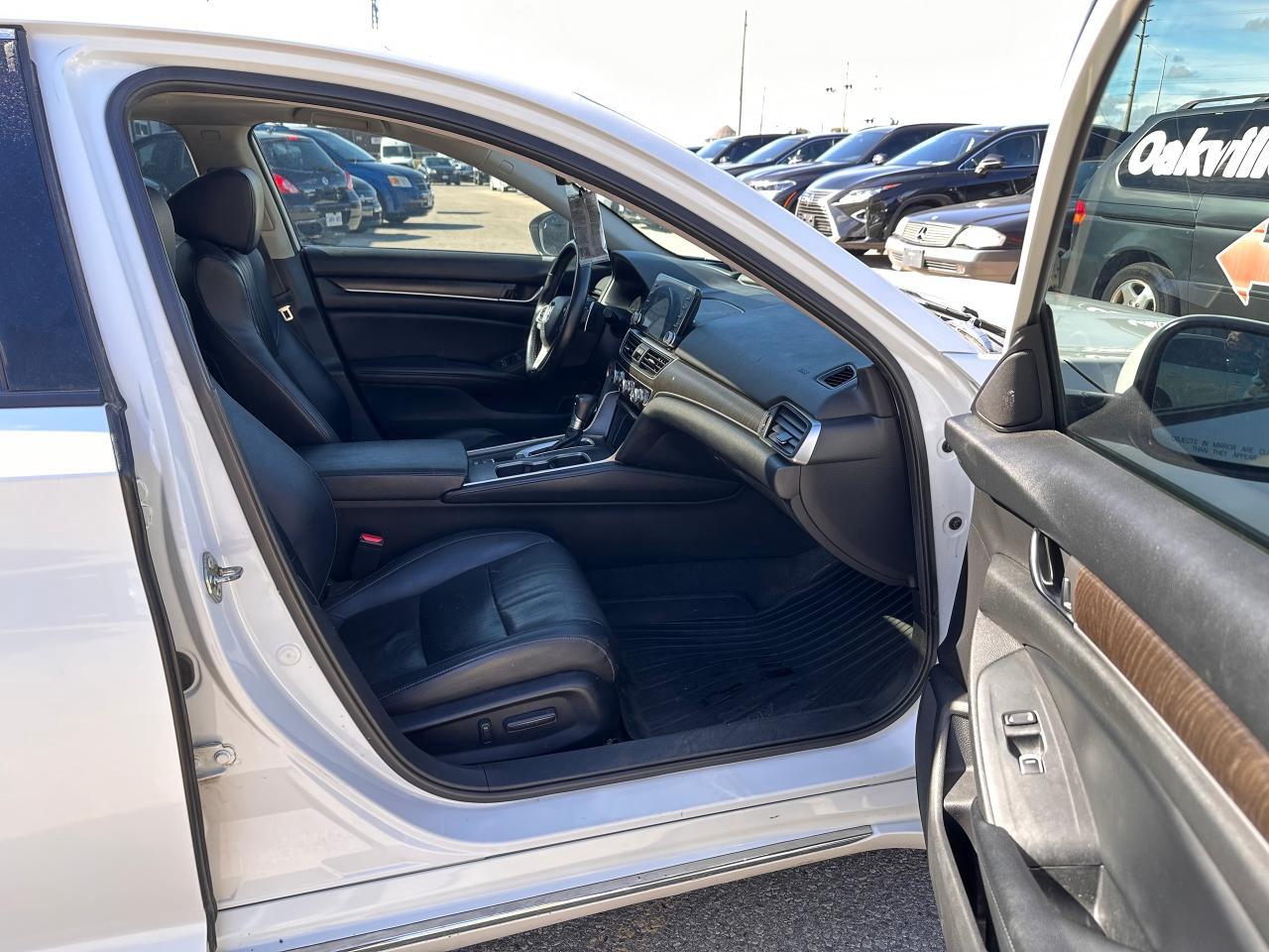 2018 Honda Accord Touring, Navigation, Leather, Sunroof, Certified Photo